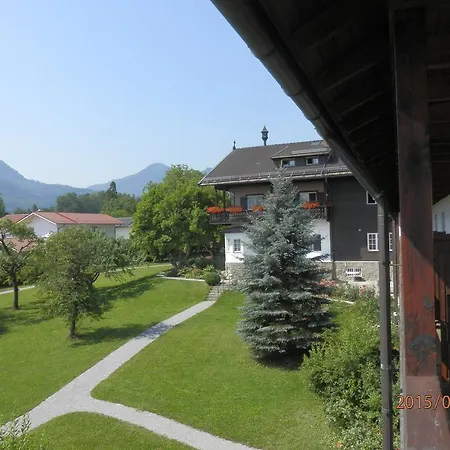 Haus St. Johann * Brannenburg